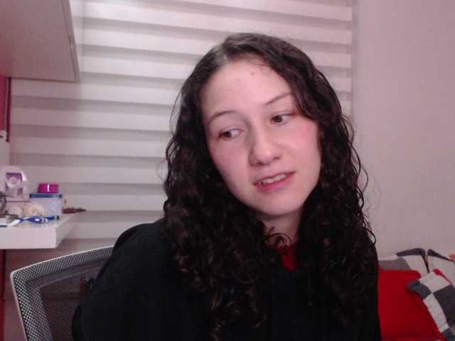 Jane-r's BongaCams show and profile