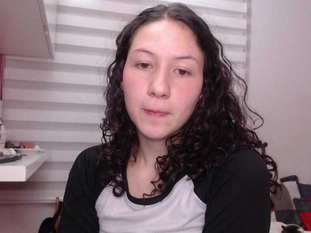 Jane-r's BongaCams show and profile