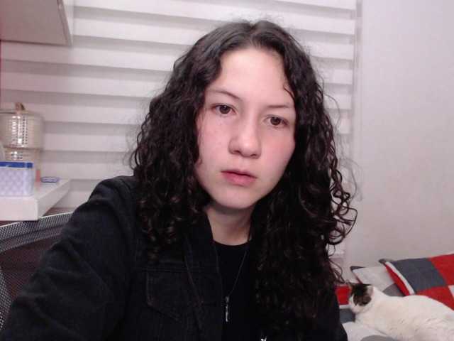 Jane-r's BongaCams show and profile