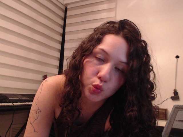 Jane-r's BongaCams show and profile