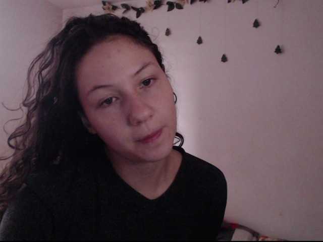 Jane-r's BongaCams show and profile