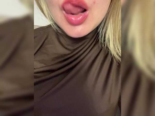 YuliyaLasker's BongaCams show and profile