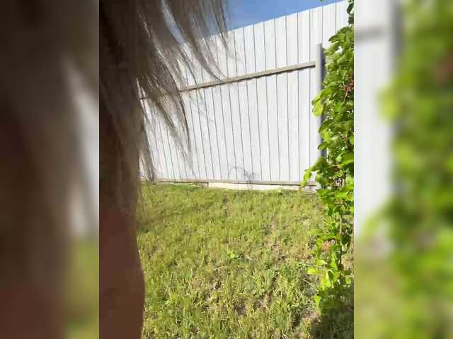 Sex chat gratuit in direct cu YuliyaLasker pe BongaCams