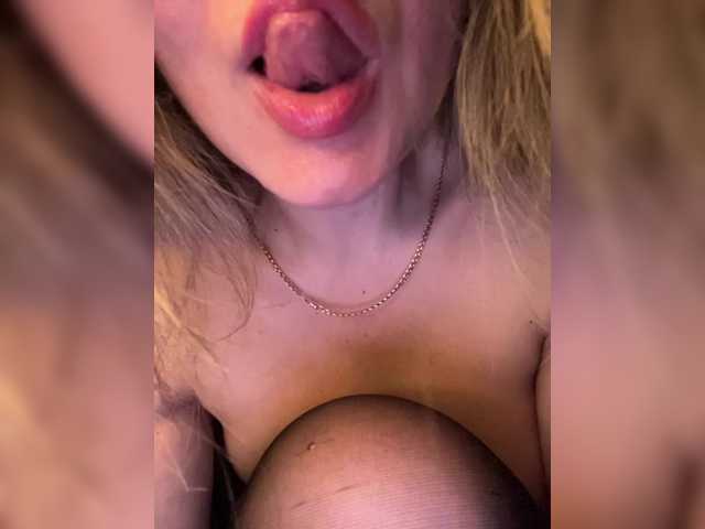 YuliyaLasker's BongaCams show and profile