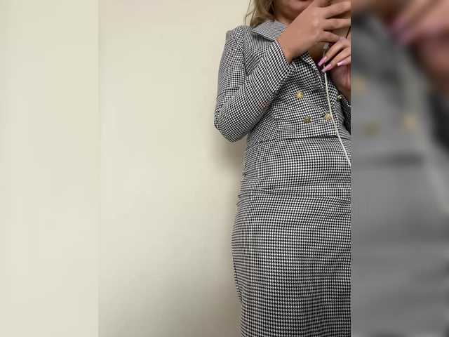 YuliyaLasker — my lovens works from 2 tokens Maximum vibro 21Inst Lasker_ offi Before the subscription and motivation to the gym @remain  