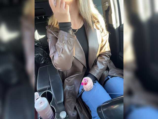 YuliyaLasker's BongaCams show and profile