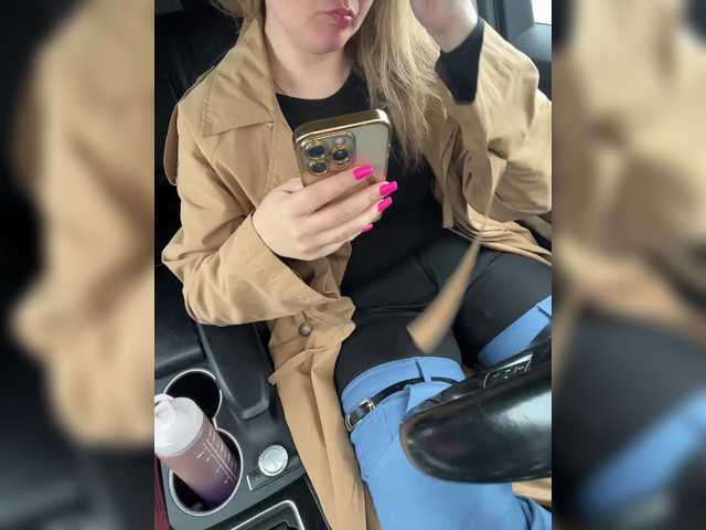 YuliyaLasker's BongaCams show and profile