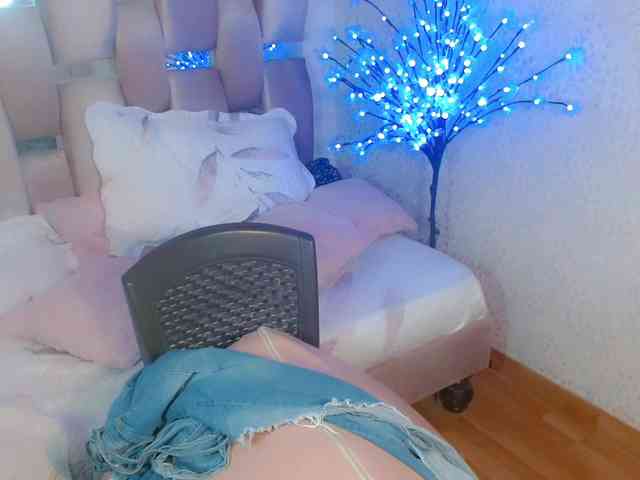 EnyellHorny
