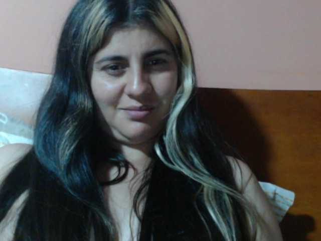 Wtwins's BongaCams show and profile