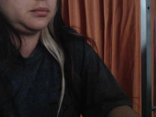 Wtwins's BongaCams show and profile