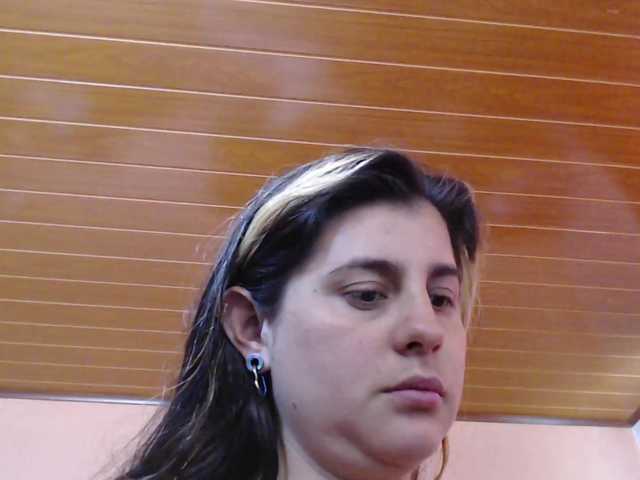 Wtwins's BongaCams show and profile