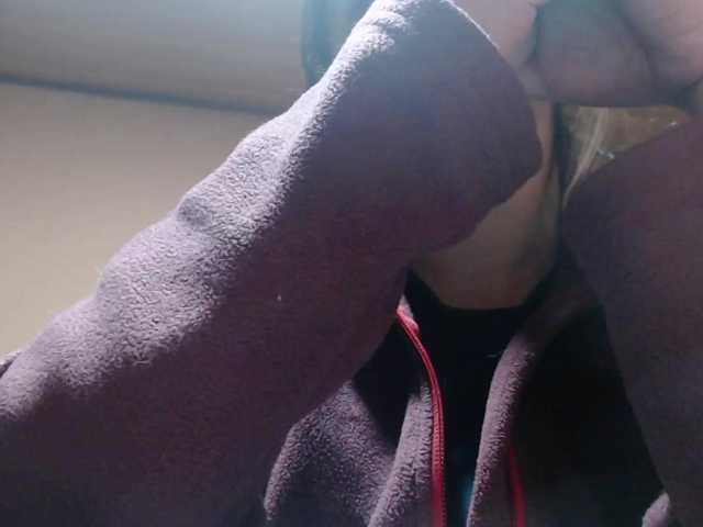 Wtwins's BongaCams show and profile