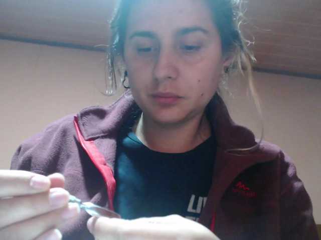 Wtwins's BongaCams show and profile