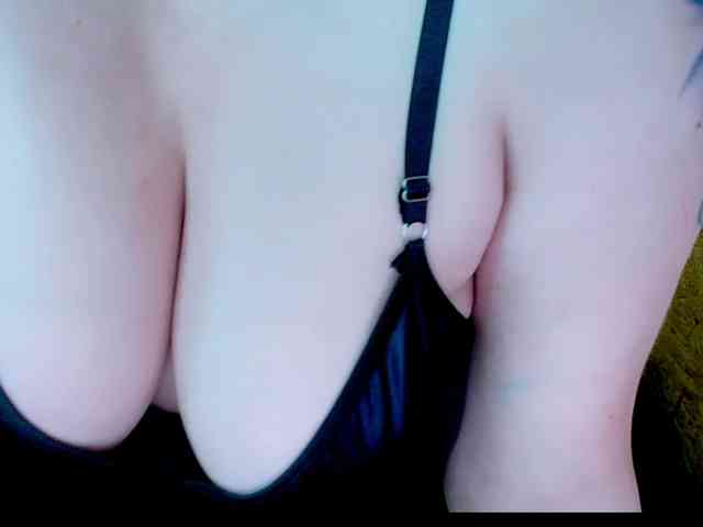 Crazy_CatLady webcam
