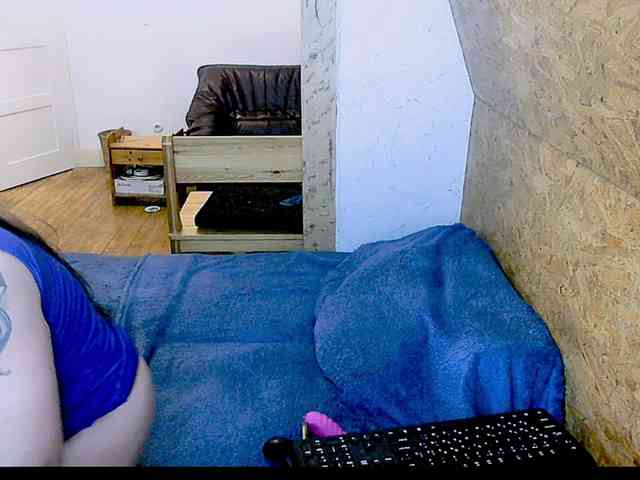 Crazy_CatLady webcam