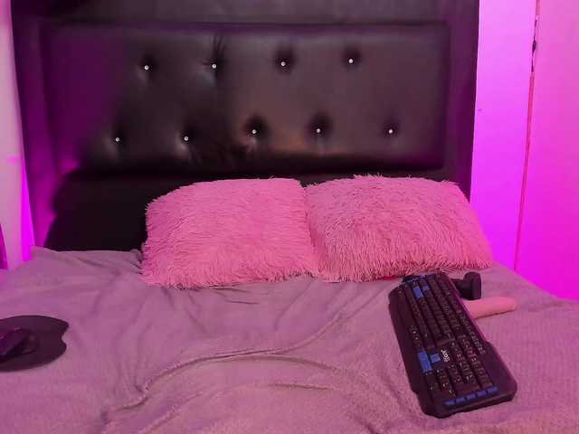 Hanna-K's BongaCams show and profile