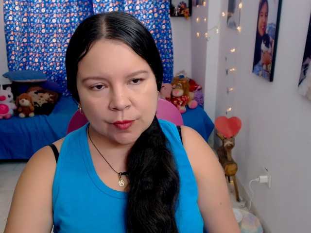 clarie-'s BongaCams show and profile