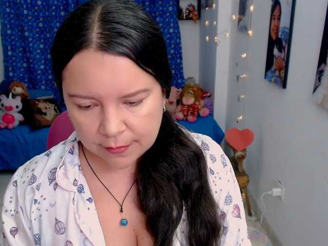 clarie-'s BongaCams show and profile