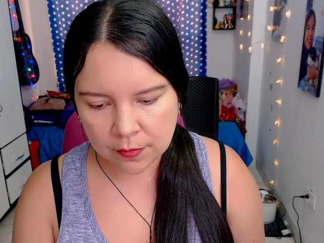 clarie- webcam bongacams model stream image