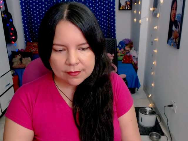  clarie- chat room