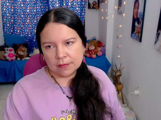clarie-'s BongaCams show and profile