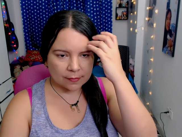  clarie- chat room