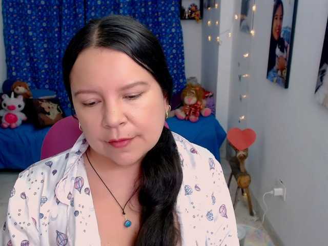 clarie-'s BongaCams show and profile