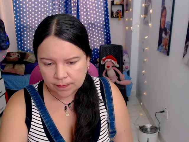 clarie- Live Webcam on BongaCams