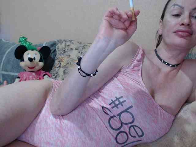 HotDreammm webcam