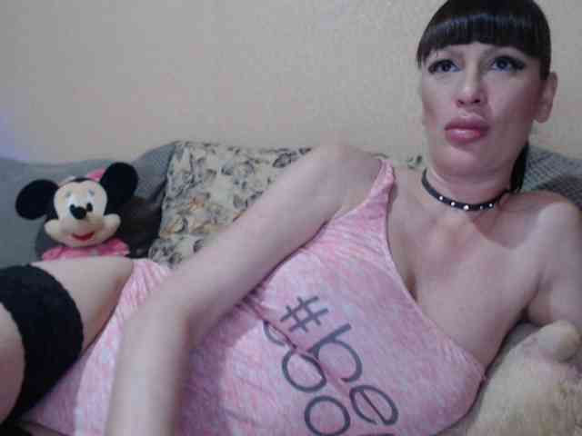HotDreammm webcam