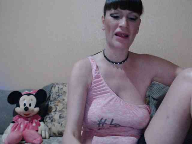 HotDreammm webcam