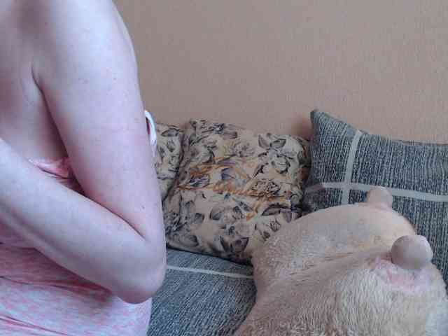 HotDreammm webcam