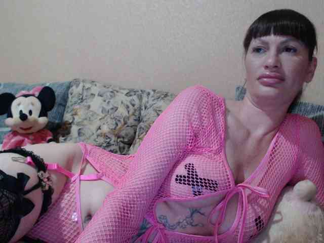 HotDreammm webcam