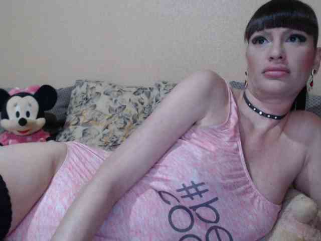 HotDreammm webcam