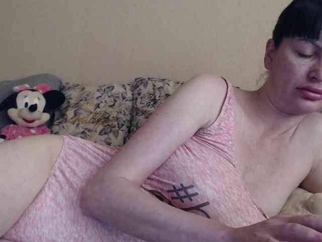 HotDreammm webcam