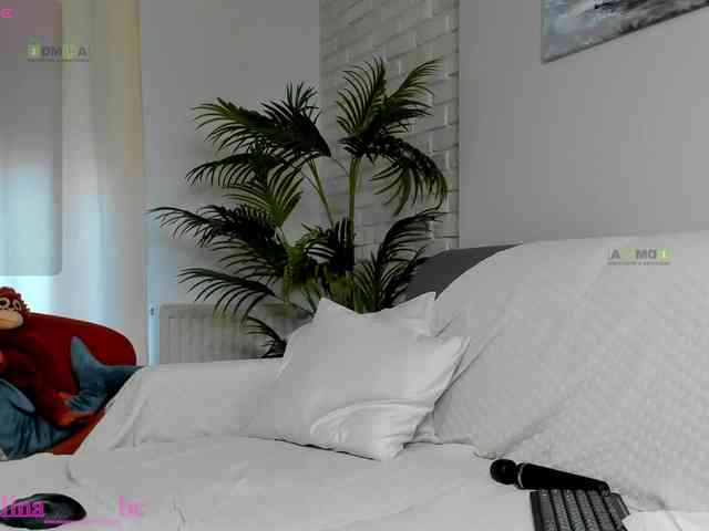 Miss-boo webcam