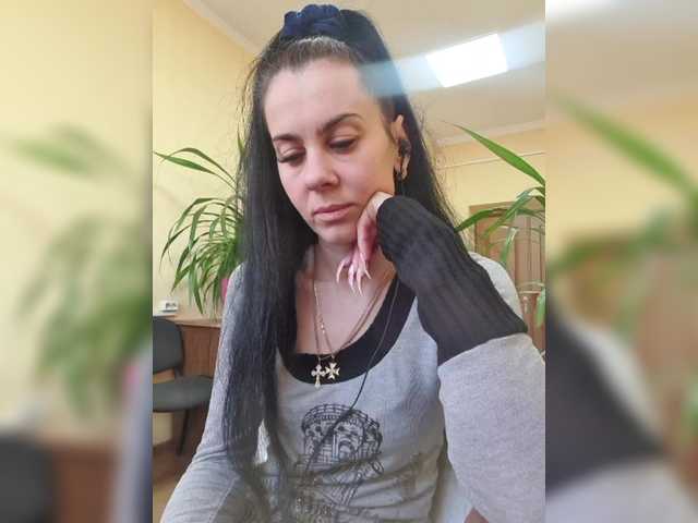 1Glorya1's BongaCams show and profile