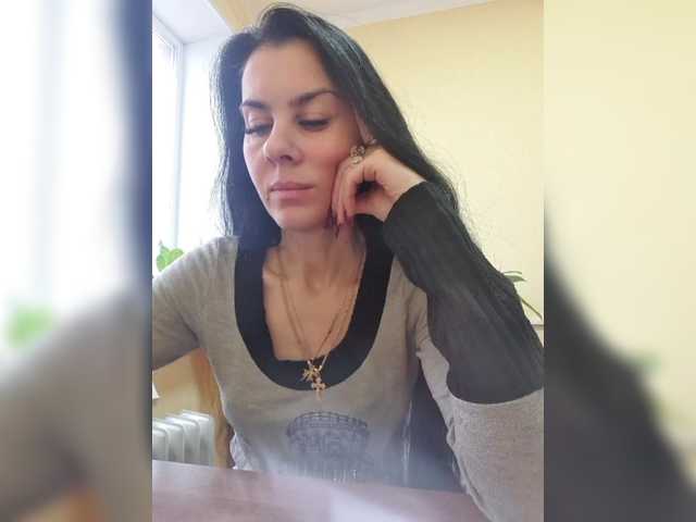 1Glorya1's BongaCams show and profile