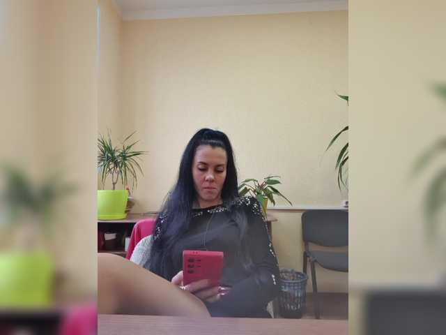 1Glorya1's BongaCams show and profile