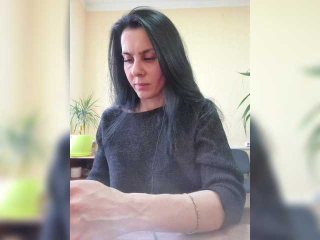 1Glorya1's BongaCams show and profile