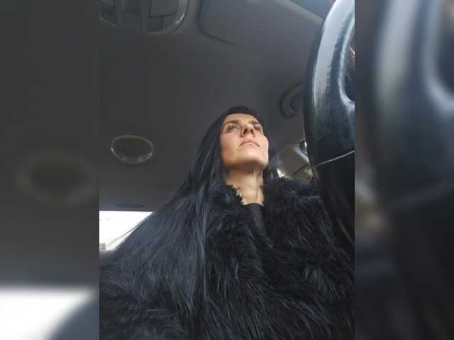 1Glorya1's BongaCams show and profile