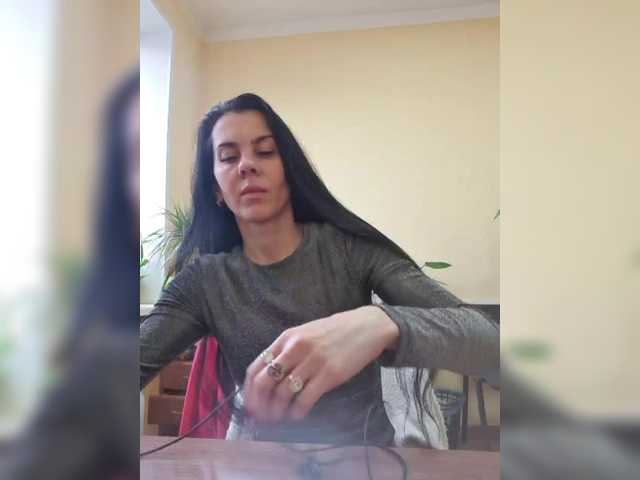 1Glorya1's BongaCams show and profile