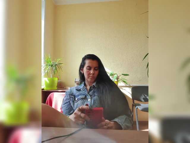 1Glorya1's BongaCams show and profile