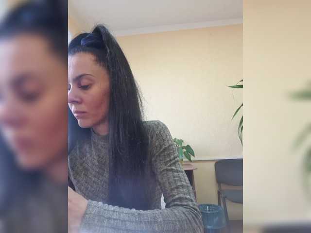 1Glorya1's BongaCams show and profile