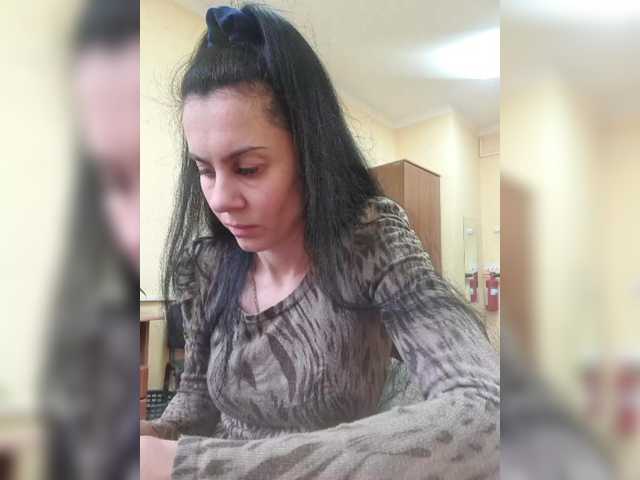 1Glorya1's BongaCams show and profile