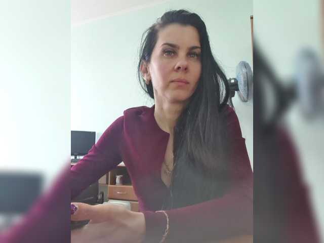 1Glorya1's BongaCams show and profile