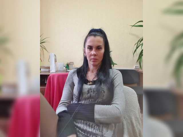 1Glorya1's BongaCams show and profile