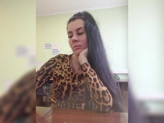 1Glorya1's BongaCams show and profile