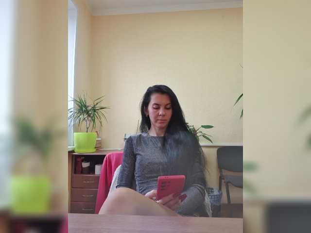 1Glorya1's BongaCams show and profile