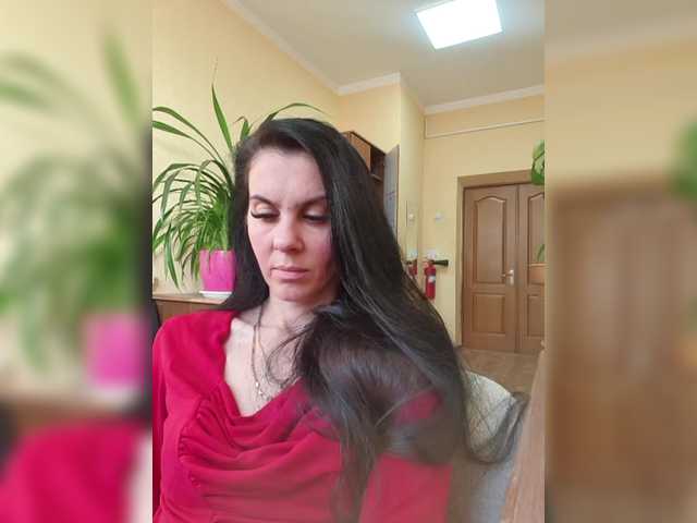 1Glorya1's BongaCams show and profile